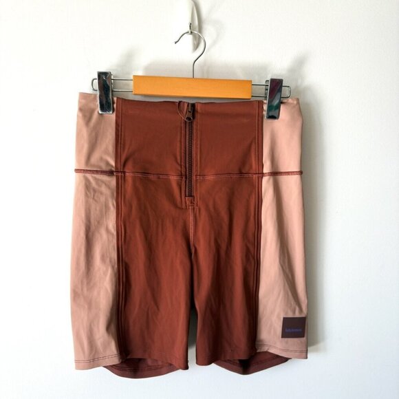 Lululemon Hike to Swim Short 6" - Picture 3 of 4